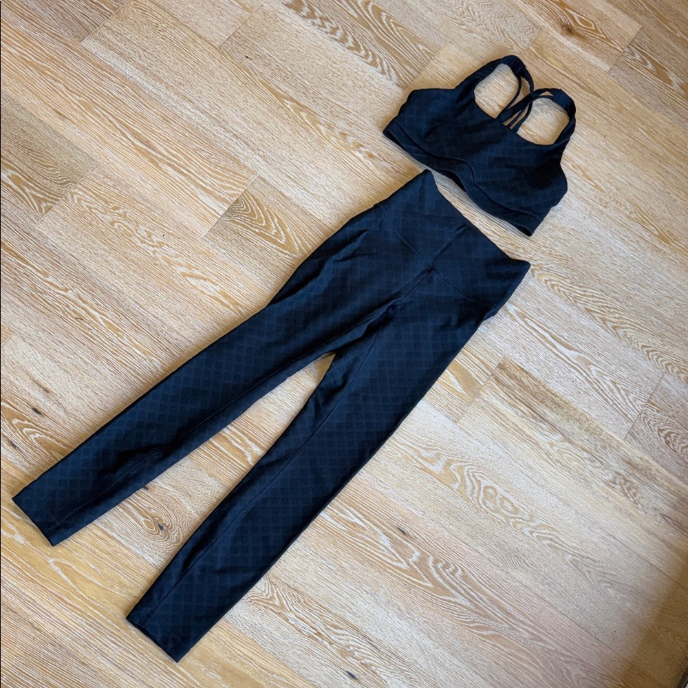 Lululemon bra/legging set